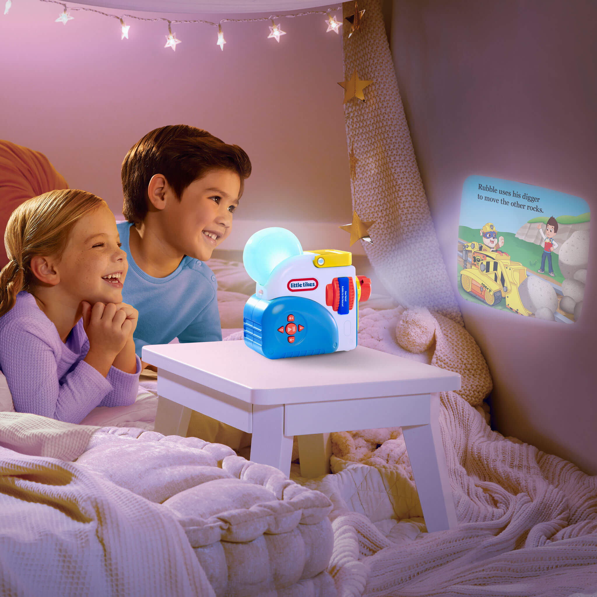 Story Dream Machine™ Paramount Paw Patrol Exploration Collection - Projector Story Pack with Character and Light Effects with Projected Words, Images and Sounds