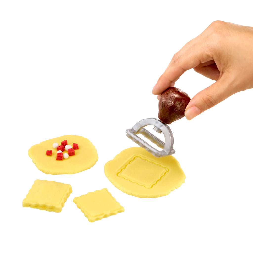 Creative Chefs™ Italian Restaurant Kit - Italian Cooking Kit with Reusable Ingredients with Preparing, Cooking and Serving Adventures